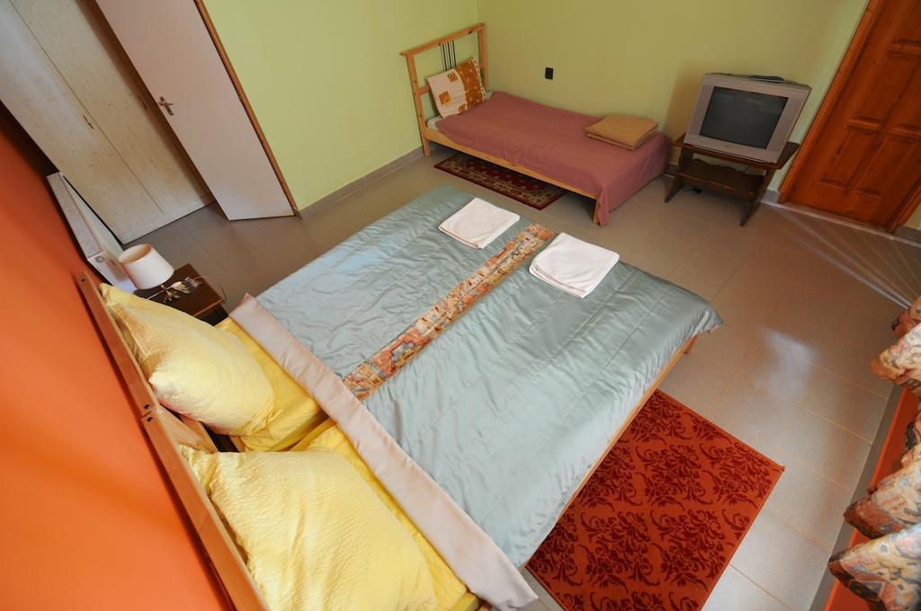 Gergely Tanya Hotel Garabonc Room photo